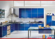 Koyu mavi mutfak dekorasyon önerisi
